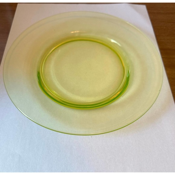 Antique Tiffin Vaseline canary yellow 7 3/8” plate - Picture 10 of 10